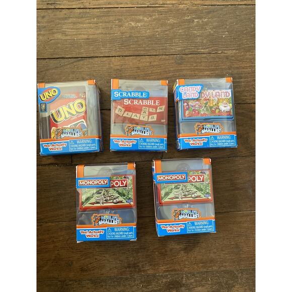 5 Total World's Smallest Toys Monopoly, Uno, Scrabble, Candy Land￼ Board Games - Picture 1 of 12